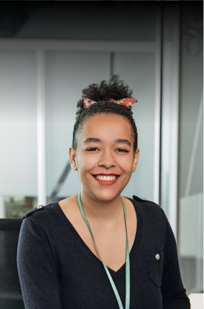 Smiling young woman from TP Portugal
