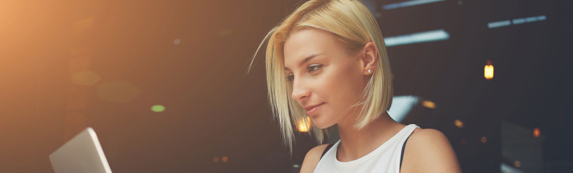 Business woman working on computer.