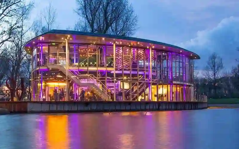 Boathouse 3