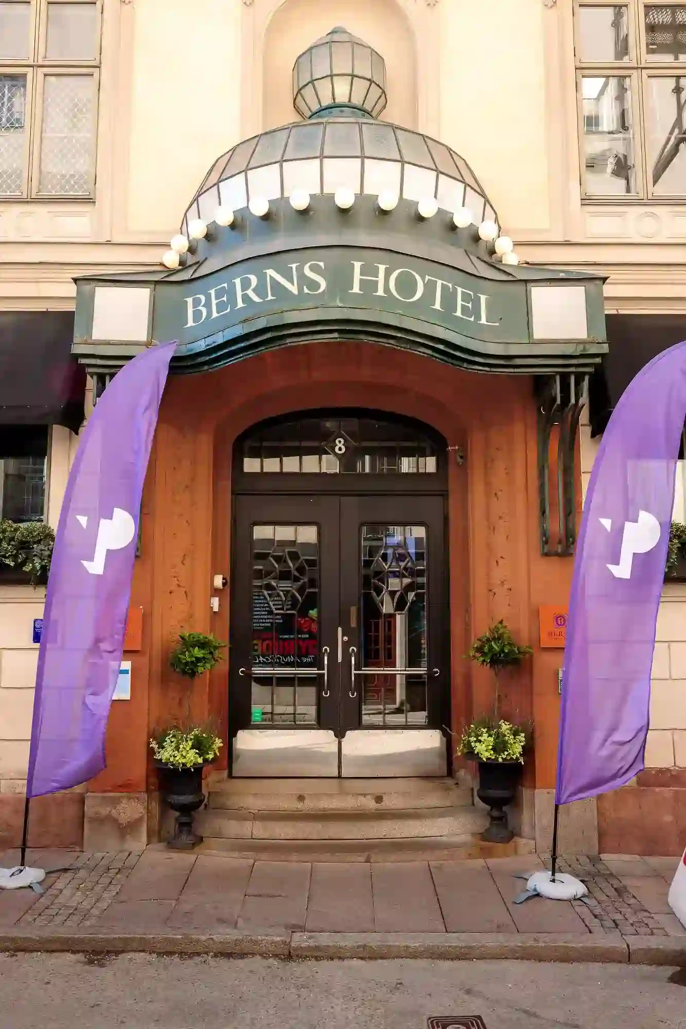 Entrance of Berns Hotel.