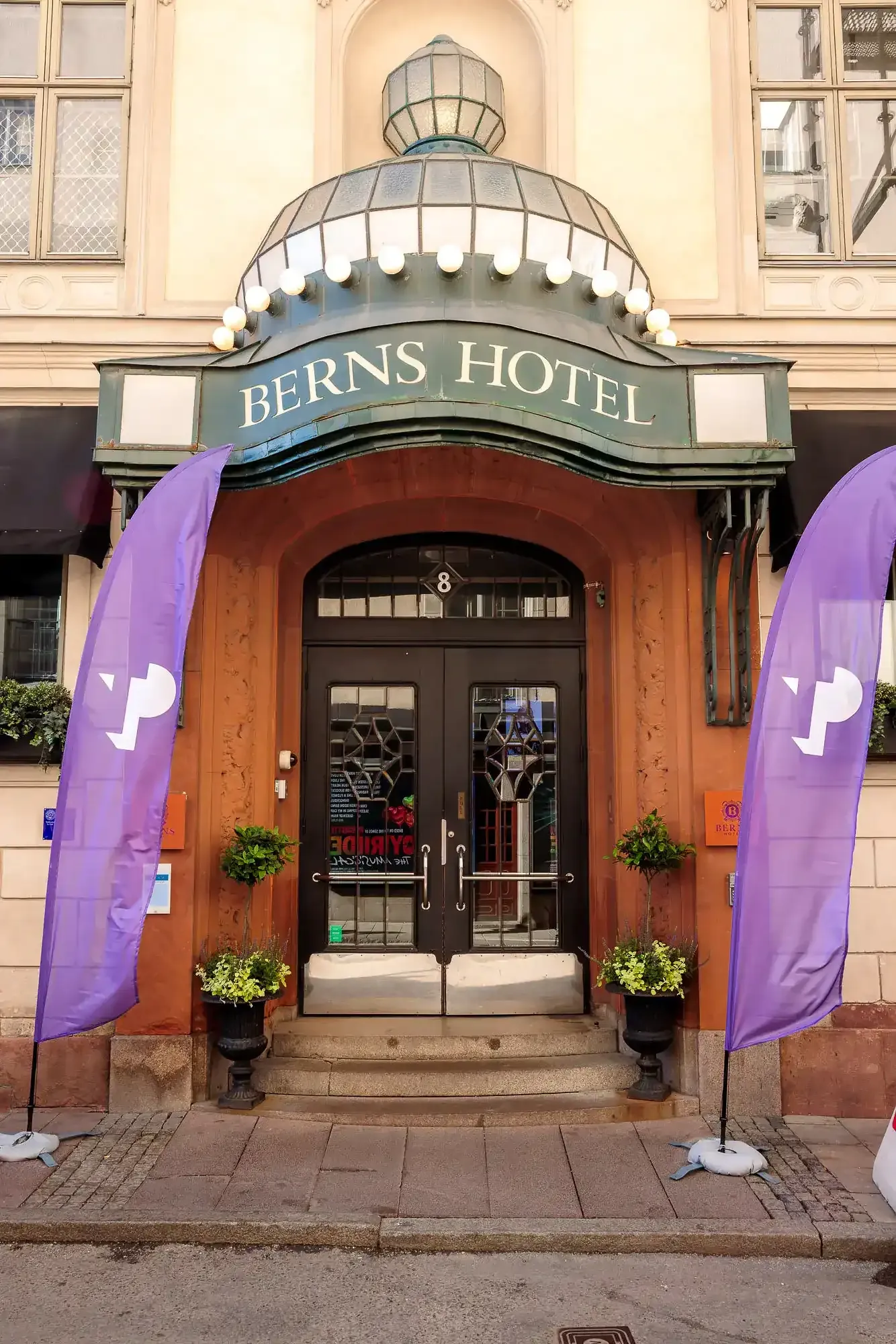 Entrance of Berns Hotel.