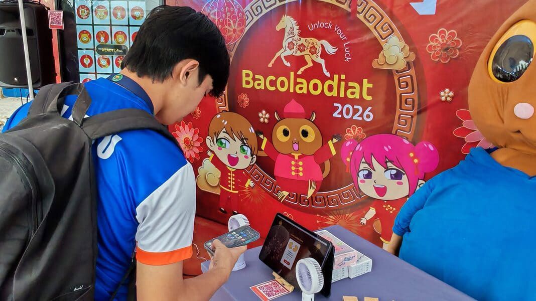 Person celebrating at the Bacolaodiat Festival.